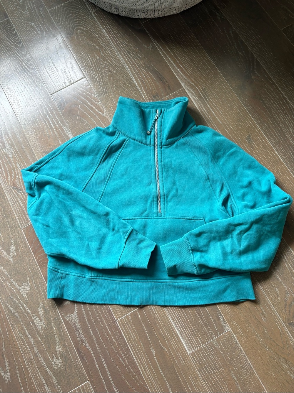 Good condition! LULULEMON Scuba Oversized Funnel Neck 1/2 Zip in M/L